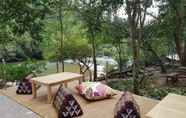 บาร์ คาเฟ่ และเลานจ์ 5 Wanathara Resort