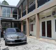 Exterior 7 Smart Room Syariah by Hana