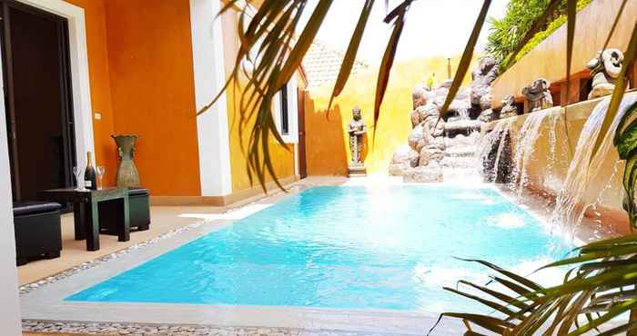Swimming Pool HIDE LAND - The Luxurious Tropical Villa 5 Bedrooms
