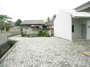 Luar Bangunan 4 Rumah Charsy Homestay