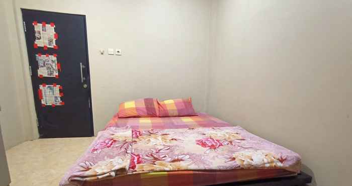 Kamar Tidur OYO 3893 Bunda Homestay Syariah