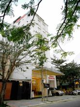 外部的 4 Night Sky Hotel