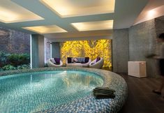 スイミングプール 6 Elegant Suites Westlake