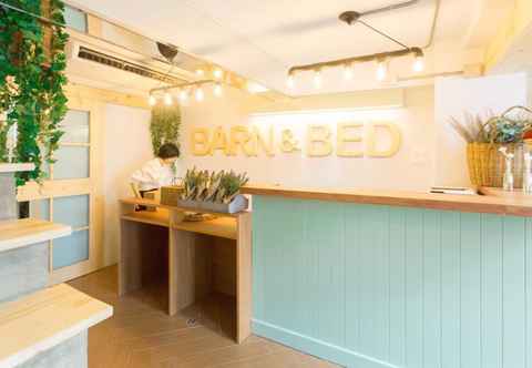 ล็อบบี้ Barn & Bed Hostel