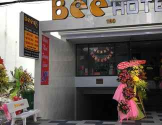 Lobby 2 Bee Hotel