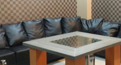 ロビー 2 Lucky Inn & Cafe