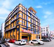 Bangunan 3 Super OYO 258 Hotel SMC Alam Avenue