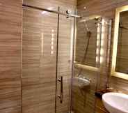 In-room Bathroom 6 Grand Citihub Hotel @ Panakkukang 