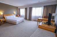 Bedroom Kingwood Hotel Kuching