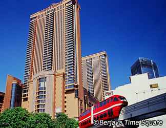 Exterior 2 KL Apartment @ Times Square