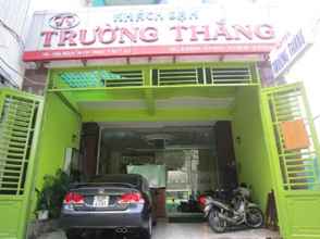 ภายนอกอาคาร 4 Truong Thang Hotel