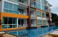 สระว่ายน้ำ 2 Phuket Seaview Resotel