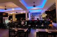 Bar, Kafe dan Lounge Phuket Seaview Resotel