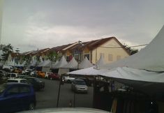 Exterior 5 Village Budget Hotel