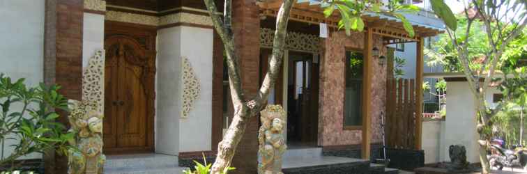 Lobby Kubu Tamian Guest House