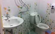 Toilet Kamar 6 Today Resort