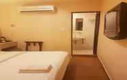 Kamar Tidur 6 Indigo Hotel Metro Prima 2