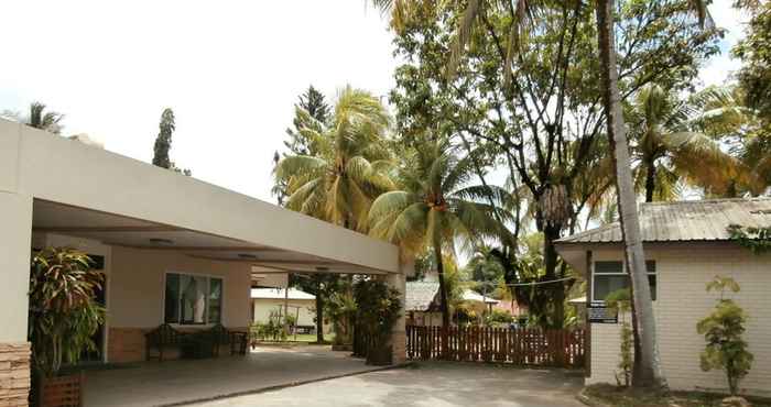 Exterior Langkah Syabas Beach Resort