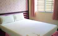 ห้องนอน 4 Lopburi Garden Resort