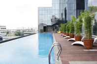 Swimming Pool Vertu Harmoni Jakarta