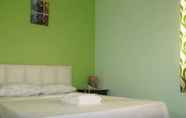 Bilik Tidur 4 Staylite Park Bed And Breakfast