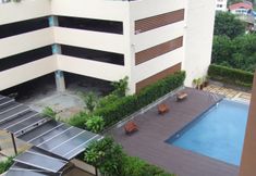 Exterior 7 Ampo Residence