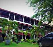 Bên ngoài 5 Bumi Nusantara Hotel Pangandaran