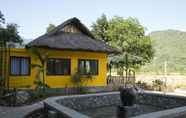 Lobby 4 Mai Chau Sunrise Village