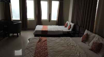 Kamar Tidur 4 Thomas Hotel