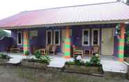 Exterior 4 Athila Homestay