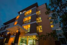 外観 De Ville Nakhon