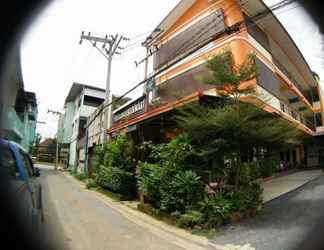 ภายนอกอาคาร 2 Promplace Residence