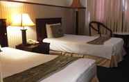 Bedroom 7 Royal Star Hotel