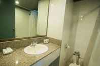 In-room Bathroom Grand Plaza Hatyai