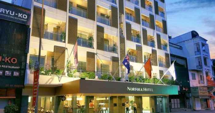 ภายนอกอาคาร Norfolk Hotel Saigon