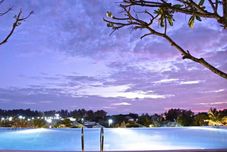 Swimming Pool Teeta Home For Rent