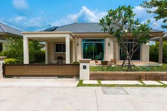 Exterior 4 Teeta Home For Rent