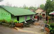 ภายนอกอาคาร 6 Sopo Trisno Homestay Sembalun