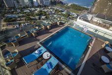 游泳池 Adaline Hotel & Suite