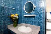 In-room Bathroom Ploen Pattaya Residence by Tolani