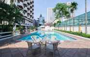 Swimming Pool 3 Oriental Palace Apartment