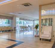 Lobby 6 Avana Hotel and Convention Centre