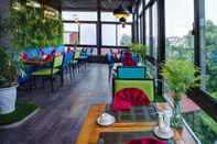 Bar, Cafe and Lounge Hanoi La Selva Hotel