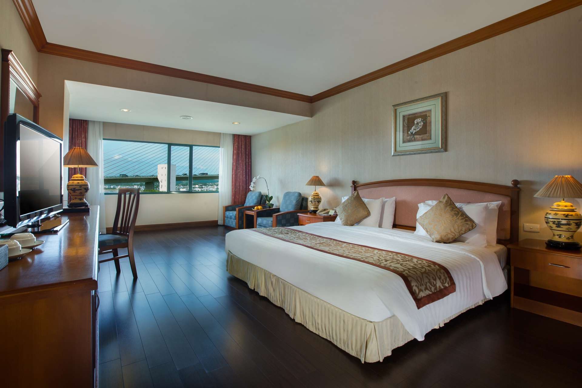 Halong Plaza Hotel - khách sạn 4 sao Hạ Long