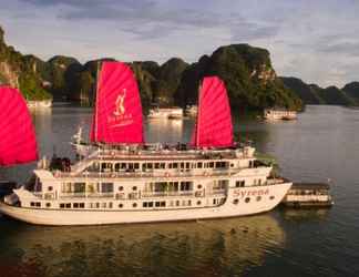 Bên ngoài 2 Syrena Cruises