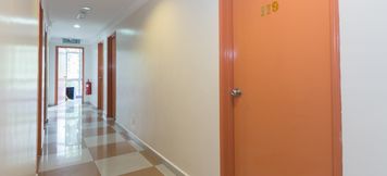 로비 2 KK Inn Hotel