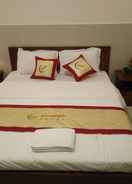 BEDROOM Quy Chuong Hotel