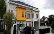 Exterior 2 Mayo Guesthouse Syariah