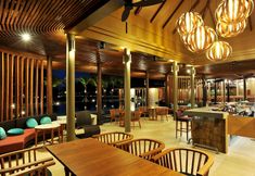 ร้านอาหาร 2 Apsara Beachfront Resort & Villa