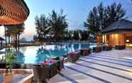 สระว่ายน้ำ 3 Apsara Beachfront Resort & Villa